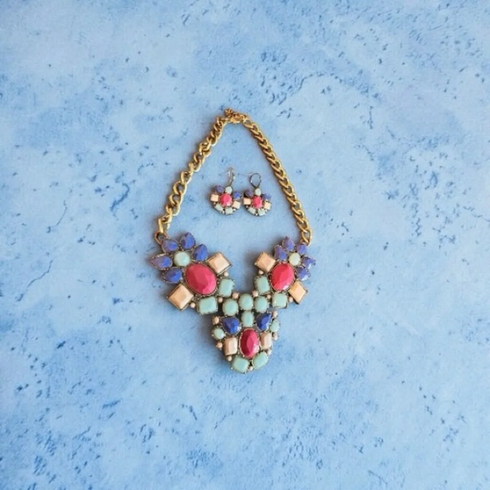 Vintage Multicolor Statement Floral Bib Necklace and Earrings‎ Set 22